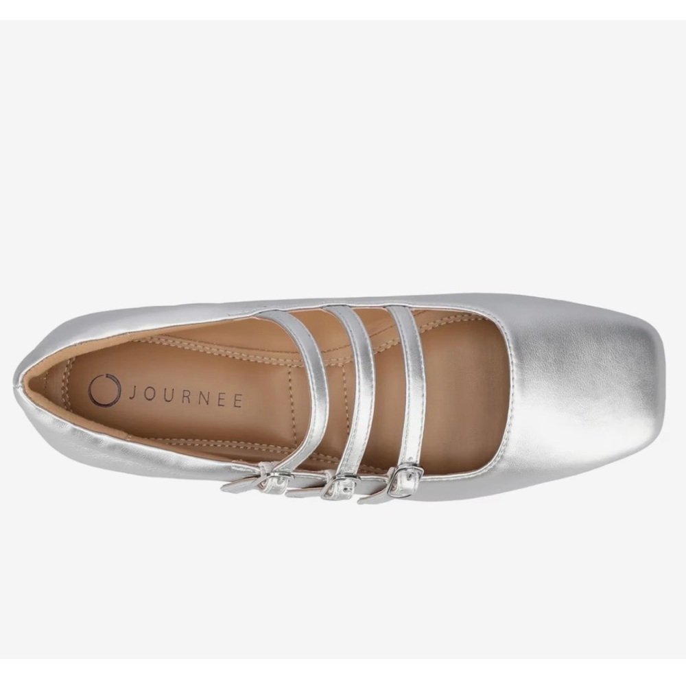 🌸 NWOT Elegant Silver Journee Collection Women's Strappy Flats